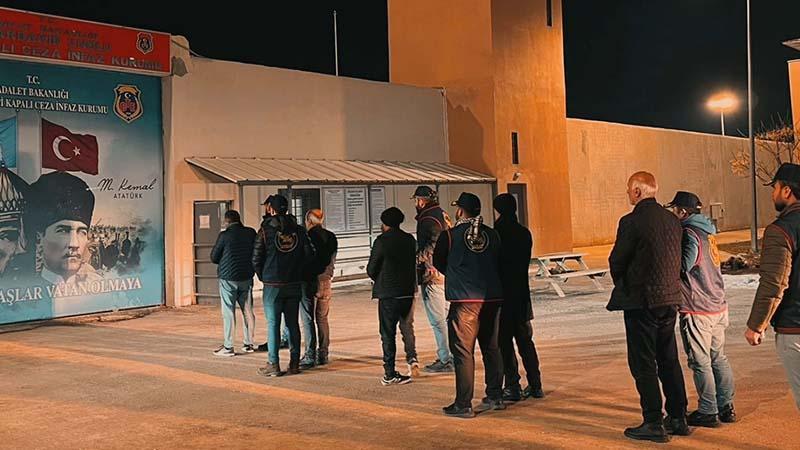 Sur İlçesi’ndeki 2015 Cinayeti Davasında Karar: 4 Tutukluluk Devam, 2 Kişiye Tahliye