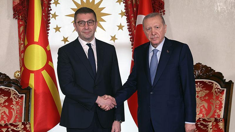 Cumhurbaşkanı Erdoğan, Kuzey Makedonya Başbakanı Mickoski’yi Kabul Etti