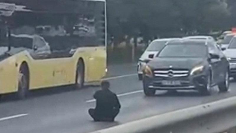 Mimaroba’da Hareketli Anlar: Karayolunda Bıçaklı Eylem