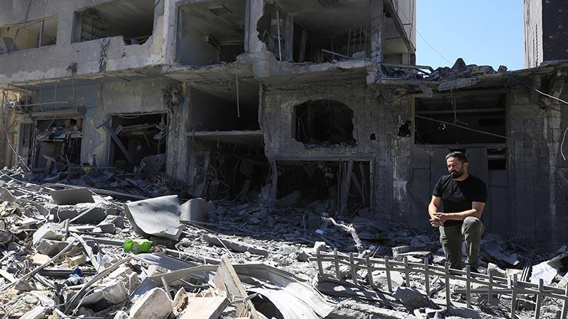İsrail’in Lübnan’a düzenlediği saldırılarda can kaybı 4 bin 243’e yükseldi