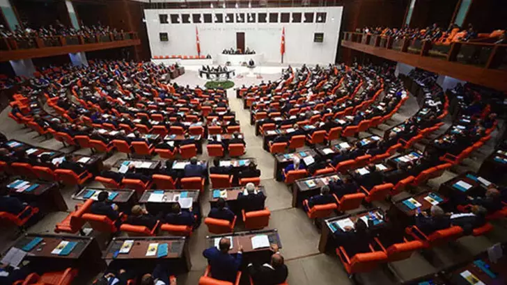 TBMM’de Yeni Hafta Yoğun Gündem! Askerlik ve Kamuya Atama Düzenlemeleri Görüşülecek