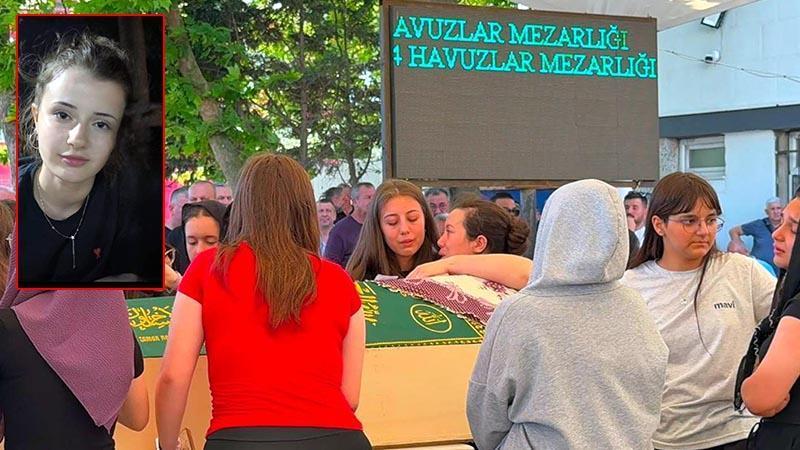 Çanakkale’de Denize Giren Genç Kız Hayatını Kaybetti