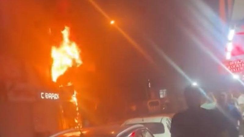 İş Hanında Gece Yarısı Dehşeti: Restoranın Bacası Alev Topuna Döndü!