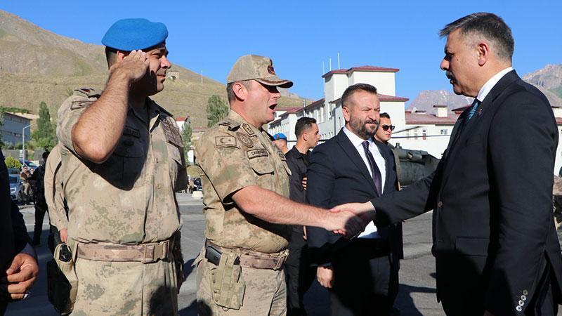 İçişleri Bakanı Mustafa Çiftçi Hakkari’de Temaslarda Bulundu