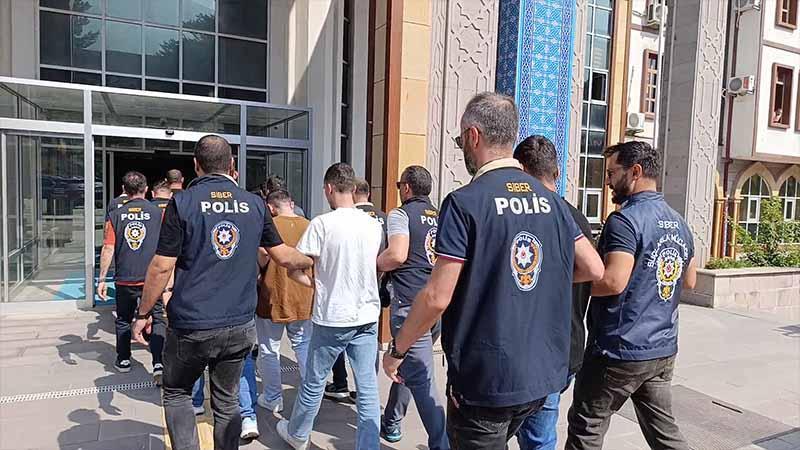 Amasya Merkezli 9 İlde Dev Siber Dolandırıcılık Operasyonu: 14 Tutuklama