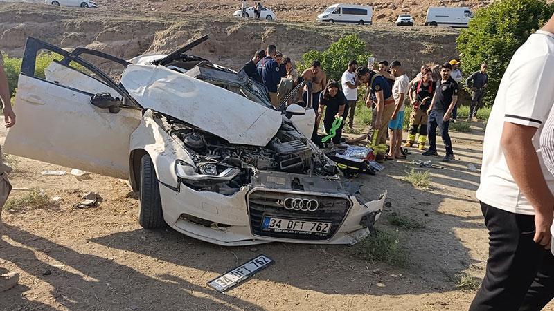 Güçlükonak’ta Feci Kaza: 2 Genç Hayatını Kaybetti