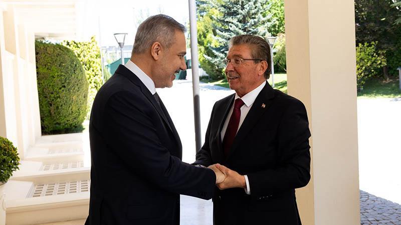 Bakan Fidan, KKTC Başbakanı Üstel ile Ankara’da görüştü