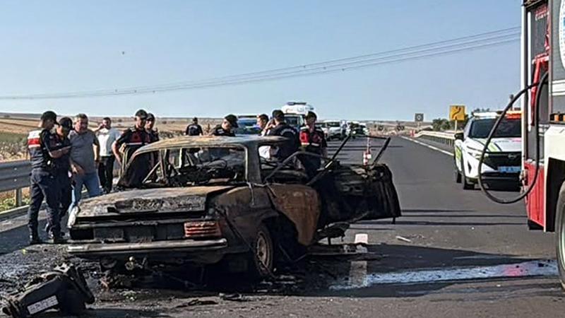 ÇORLU ÇEVRE YOLUNDA FECİ KAZA: OTOMOBİL ALEV ALDI, SÜRÜCÜ ÖLDÜ