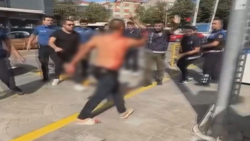 Esenler’de kendisini bıçaklayan şüpheli, aracıyla polislerin üzerine yürüdü