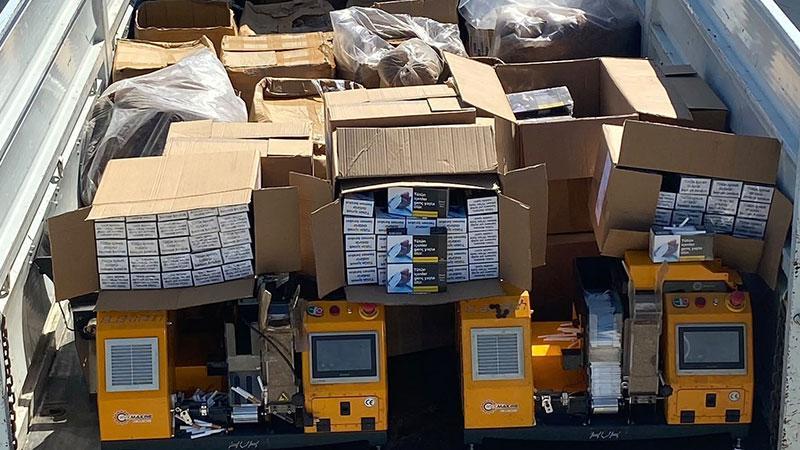 Aydın’da kaçakçılık operasyonu: 138 bin 800 makaron ele geçirildi