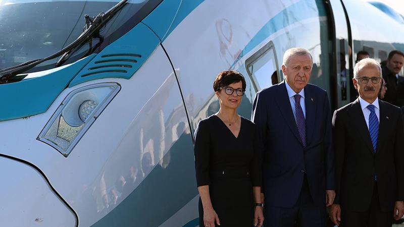 Çerkezköy-Edirne arasında hızlı tren seferleri başladı