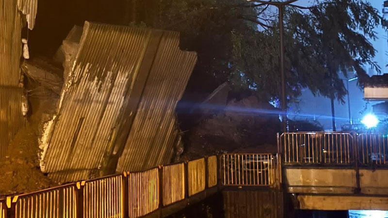 Zonguldak’ta istinat duvarı çöktü: 3 araç hasar gördü