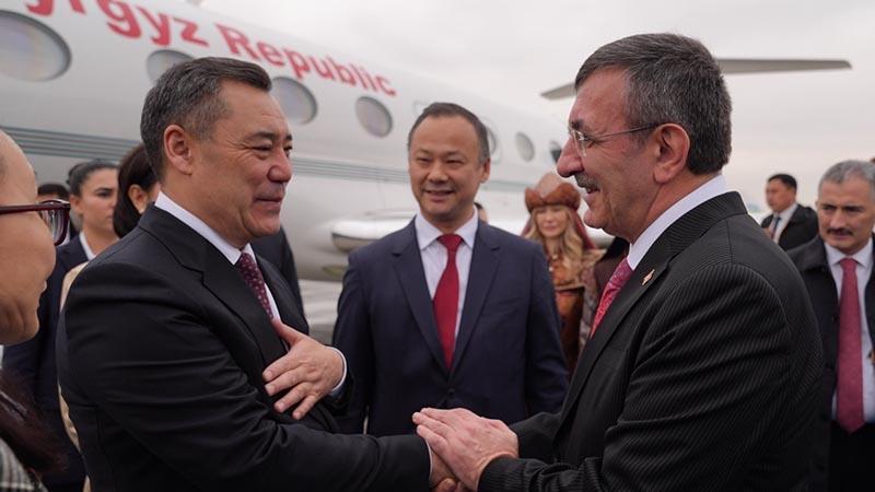 Cevdet Yılmaz, TDT Zirvesi İçin Türkiye’ye Gelen Liderleri Karşıladı