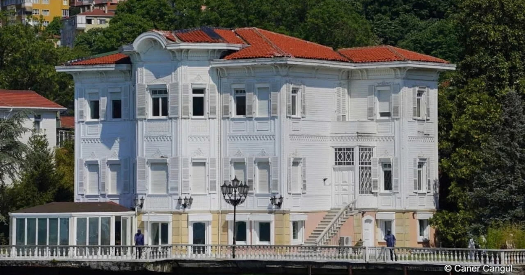 Kanlıca’daki Tarihi Yalı İçin Kulisleri Hareketlendiren Teklif: Murat Akkuş 35 Milyon Dolar Önerdi